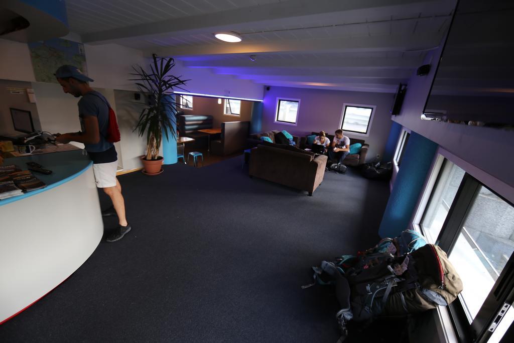 Grafton Backpackers Pansiyon Auckland Dış mekan fotoğraf
