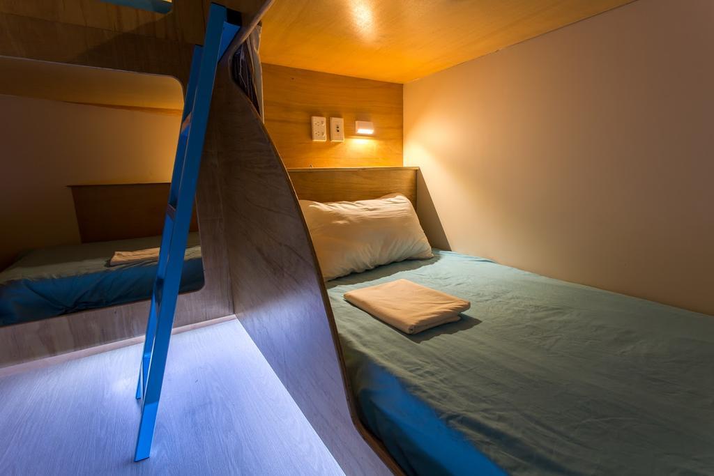 Grafton Backpackers Pansiyon Auckland Dış mekan fotoğraf